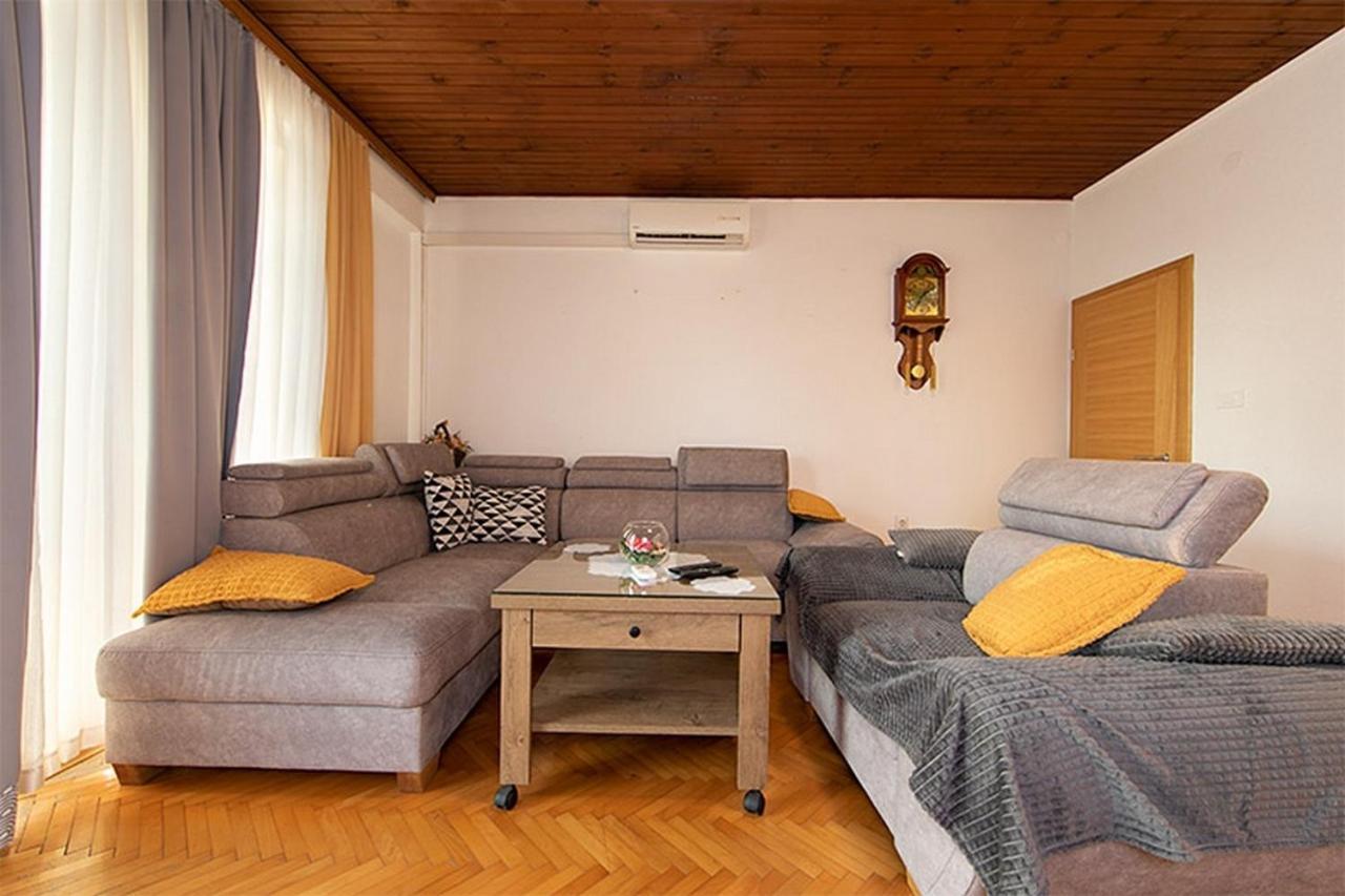 Apartment Tucepi 6695A Zewnętrze zdjęcie