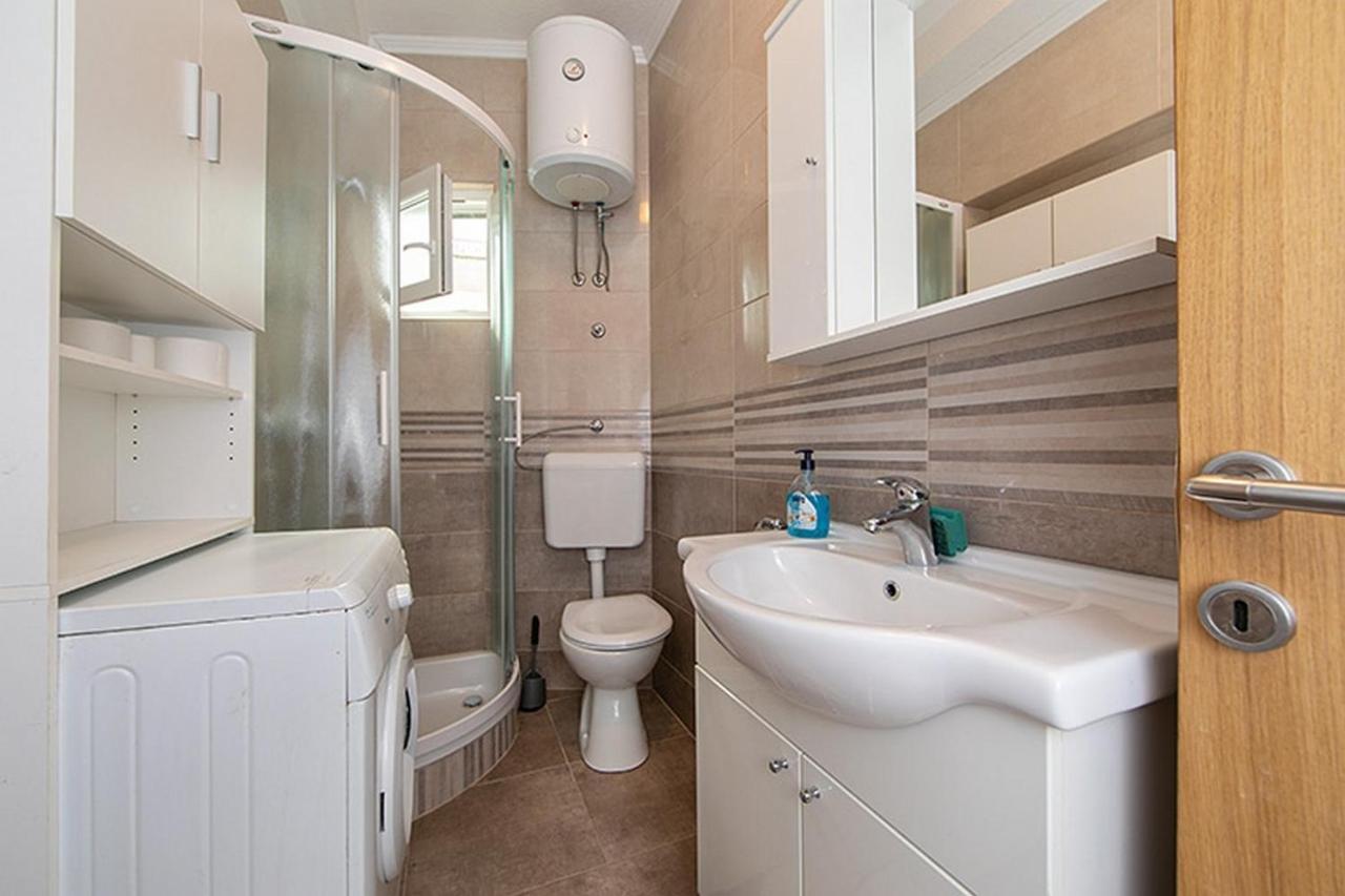 Apartment Tucepi 6695A Zewnętrze zdjęcie